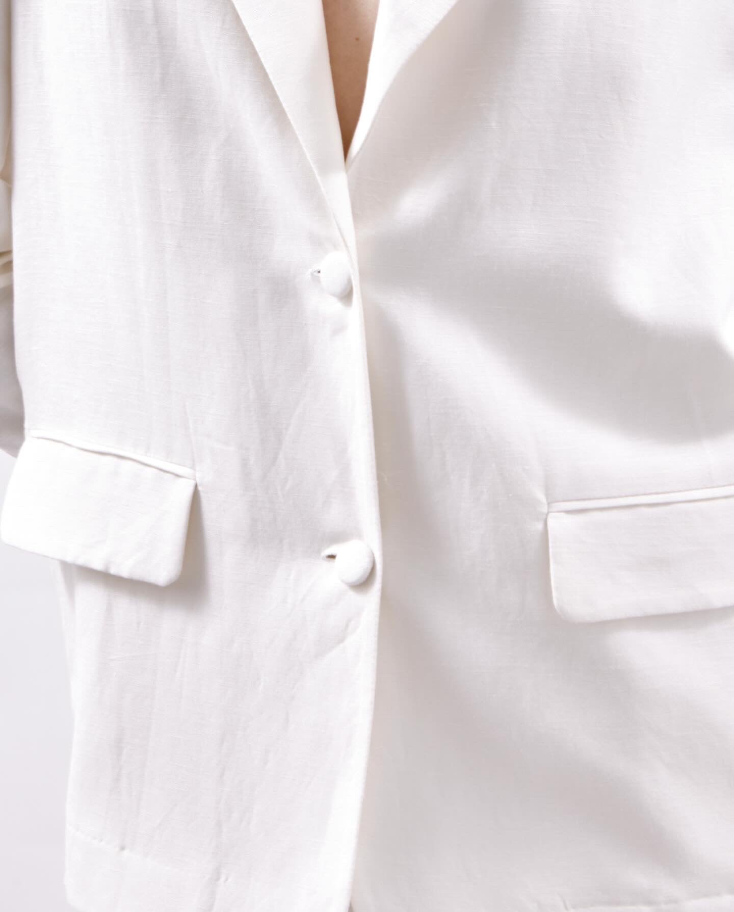 White Blazer in Linen and Viscose Monaco