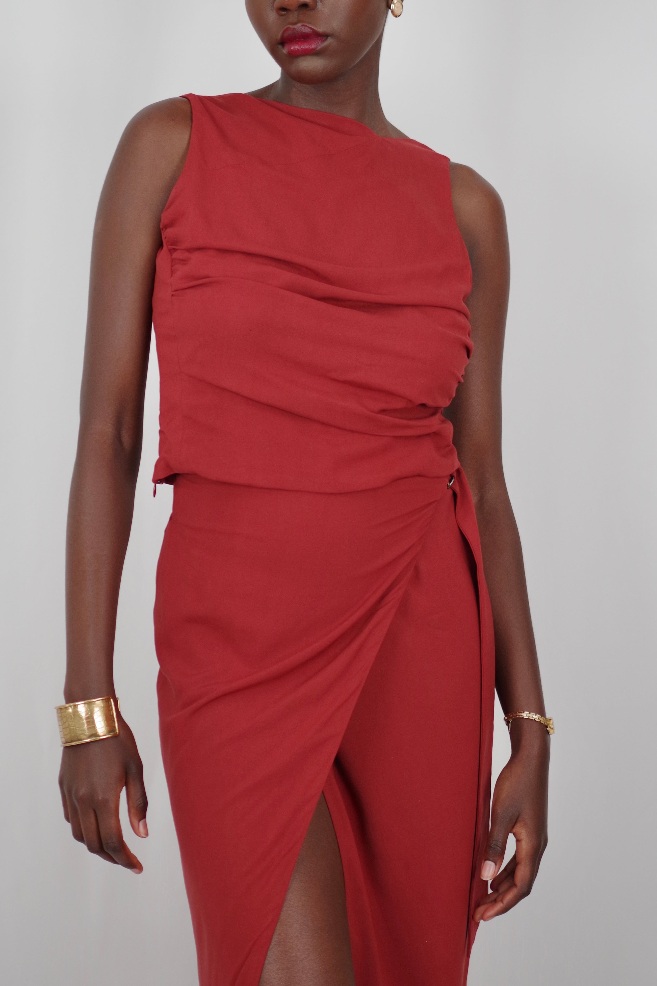 Marine Sleeveless Terracotta Top – Sculpted Curved Neckline