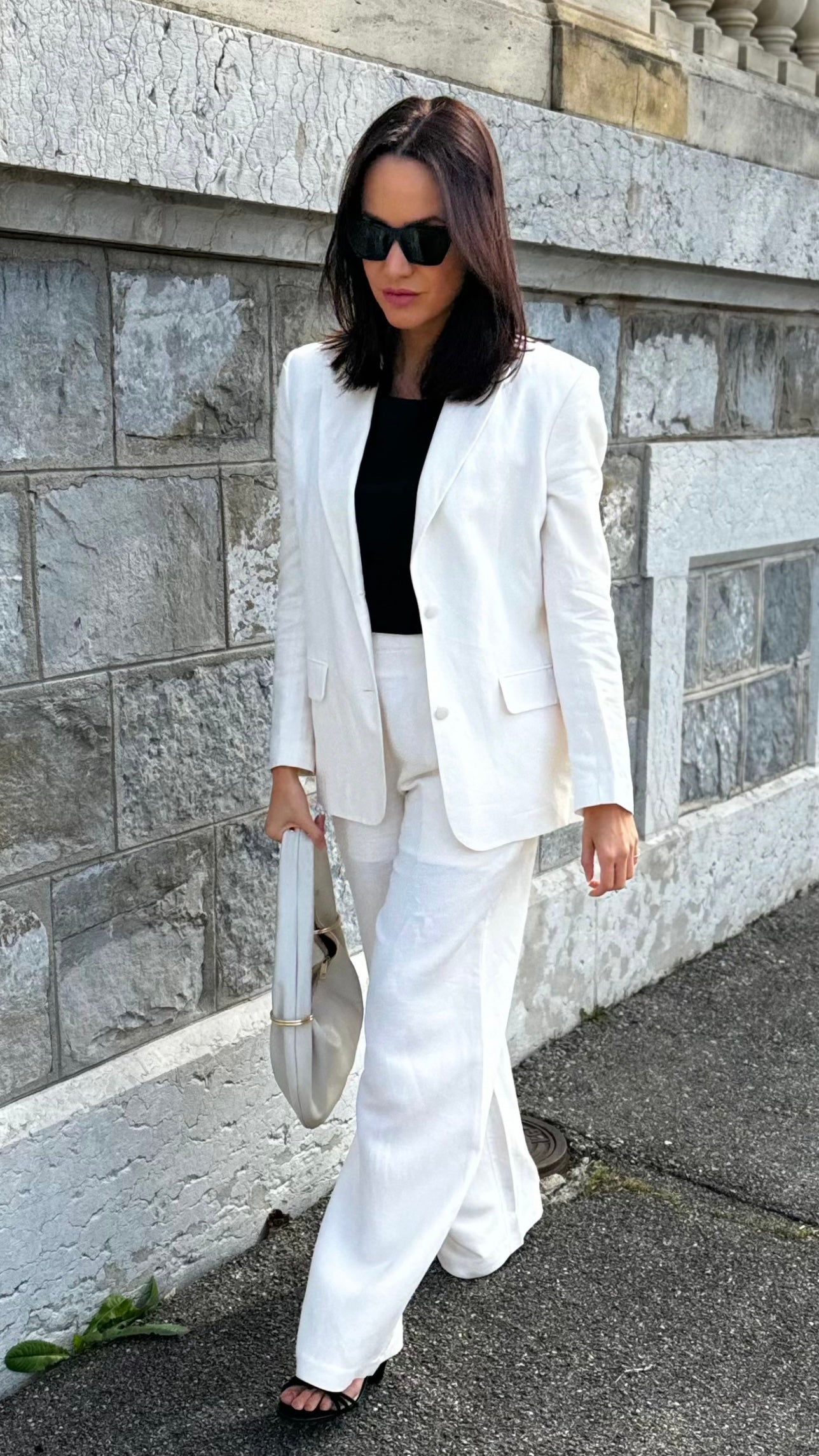 Blazer Off-White em Linho e Viscose Mônaco